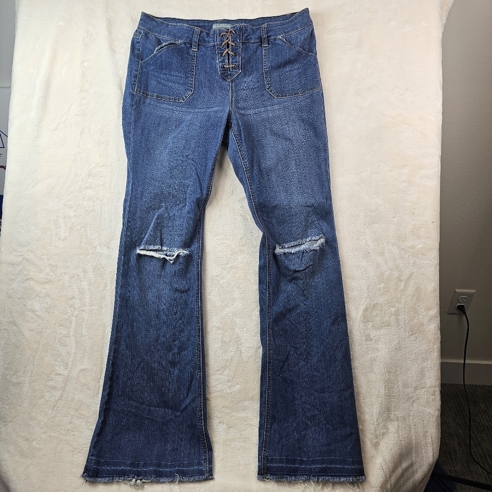 new york &  company Flared Denim Jeans Distress 8 Retro Wide Leg Fray 70s Hippie